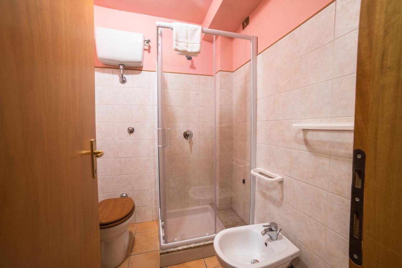 Dimora Fresilia Casa Vacanze Opi Exterior photo